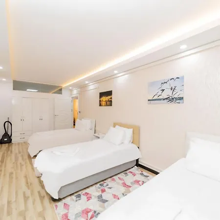 Flat Near Markantalya Mall In Muratpasa Antalya